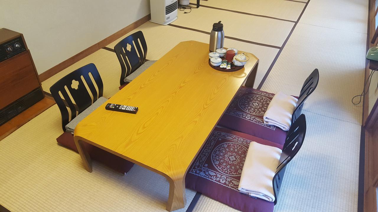 Ryokan Maruya Юфу Екстер'єр фото